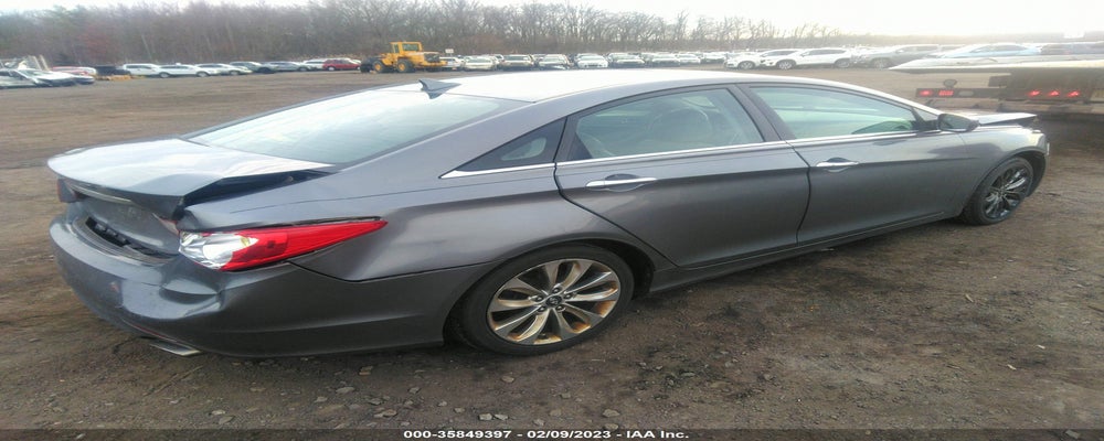 5NPEC4AC0BH151598 2011 HYUNDAI SONATA photo no. 4
