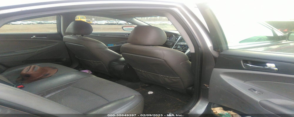 5NPEC4AC0BH151598 2011 HYUNDAI SONATA photo no. 8