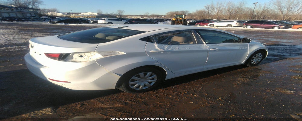 5NPDH4AE9GH793162 2016 HYUNDAI ELANTRA photo no. 4