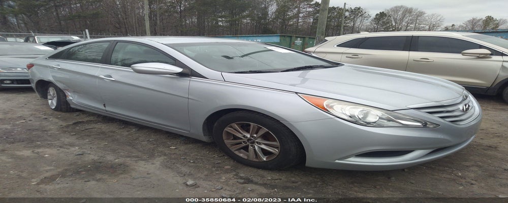 5NPEB4AC0BH014390 2011 HYUNDAI SONATA photo no. 1