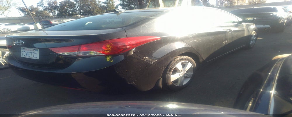 5NPDH4AE5DH422575 2013 HYUNDAI ELANTRA photo no. 4