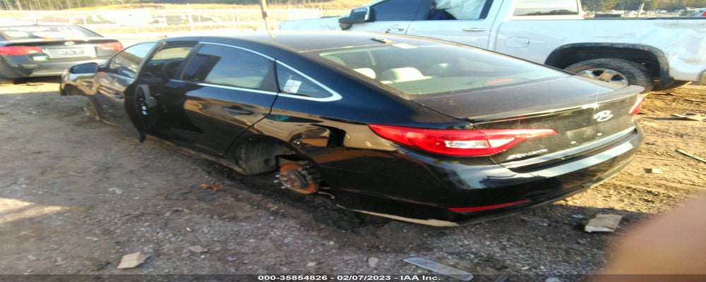 5NPE24AF4FH034481 2015 HYUNDAI SONATA photo no. 3