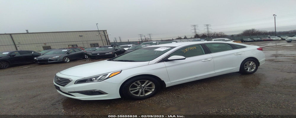 5NPE24AF2FH173248 2015 HYUNDAI SONATA photo no. 2