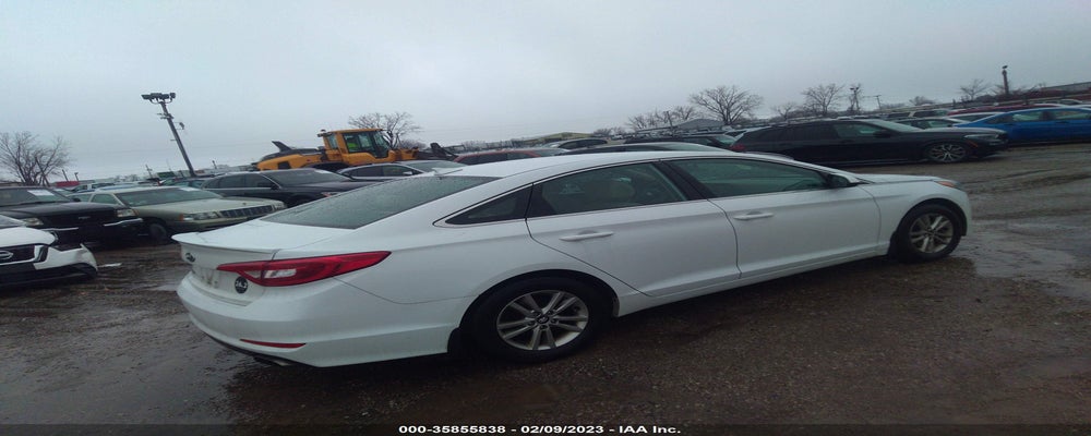 5NPE24AF2FH173248 2015 HYUNDAI SONATA photo no. 4