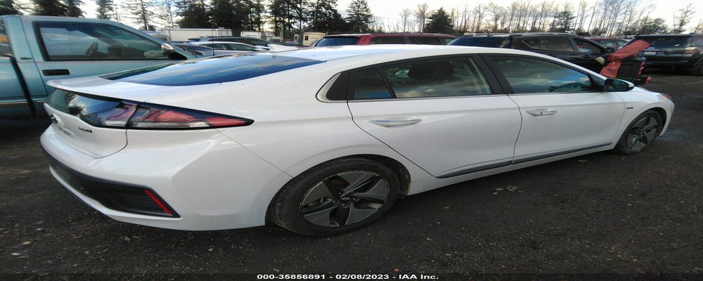 KMHC05LC8LU240549 2020 HYUNDAI IONIQ HYBRID photo no. 4