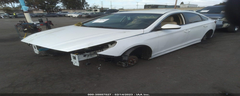 5NPE24AF1JH602047 2018 HYUNDAI SONATA photo no. 2