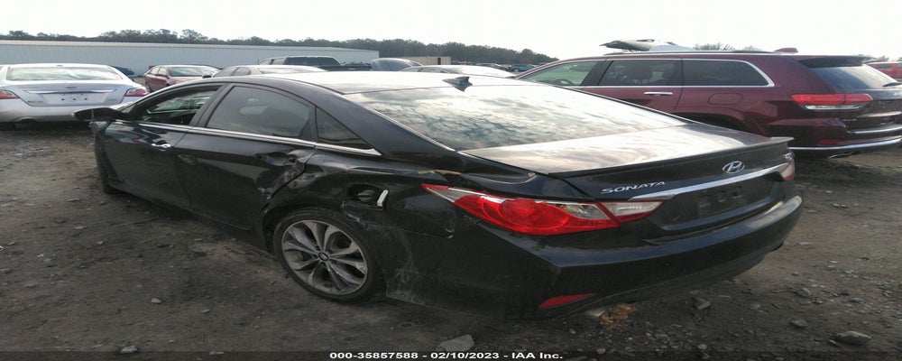 5NPEC4AB2EH837881 2014 HYUNDAI SONATA photo no. 3
