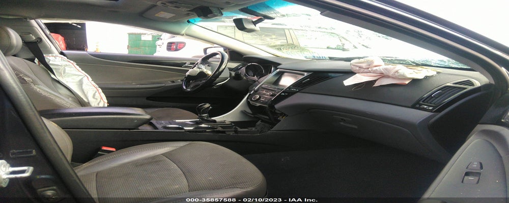 5NPEC4AB2EH837881 2014 HYUNDAI SONATA photo no. 5