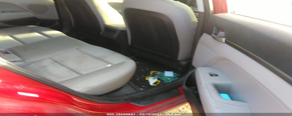 KMHD74LF7HU406393 2017 HYUNDAI ELANTRA photo no. 8