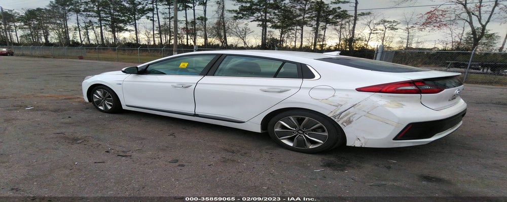KMHC05LC5HU030577 2017 HYUNDAI IONIQ HYBRID photo no. 3