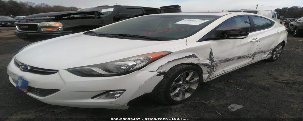 5NPDH4AE3DH423000 2013 HYUNDAI ELANTRA photo no. 2