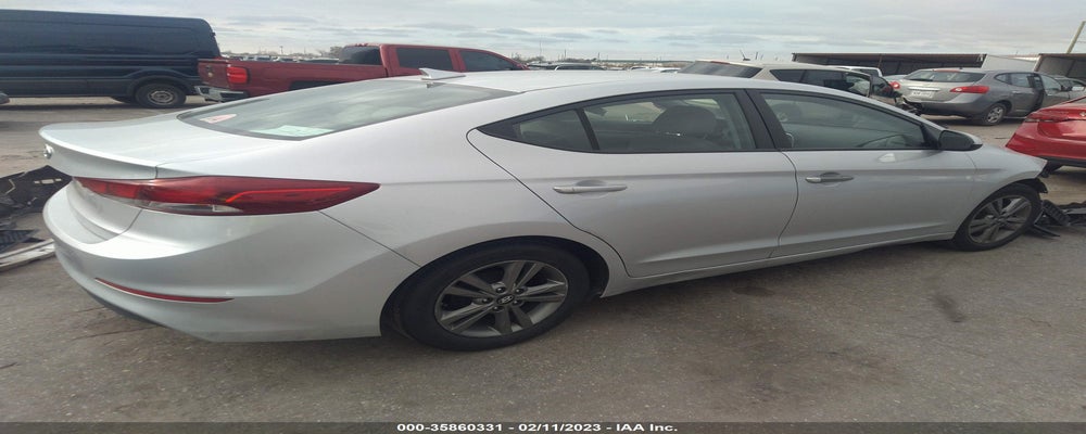 5NPD84LFXHH012379 2017 HYUNDAI ELANTRA photo no. 4