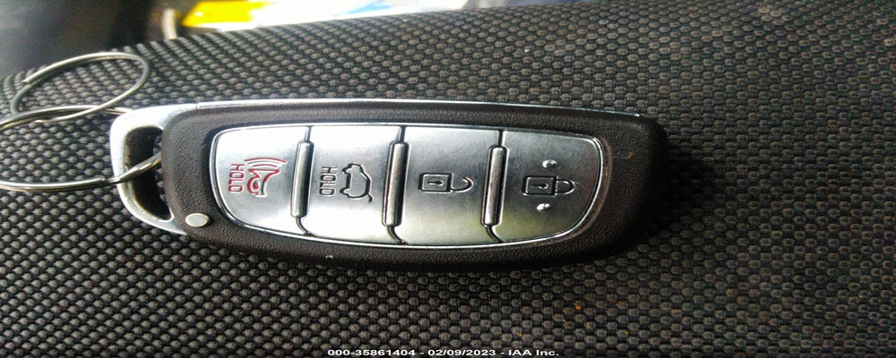 KMHC75LC2HU022111 2017 HYUNDAI IONIQ photo no. 11
