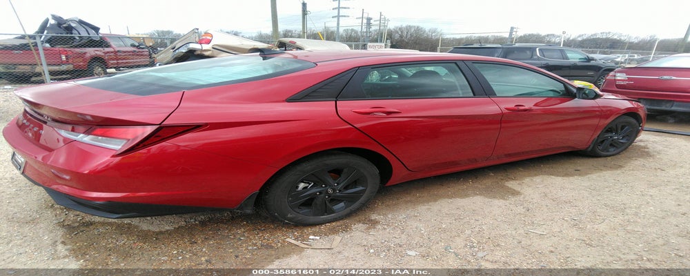 KMHLM4AG3PU447795 2023 HYUNDAI ELANTRA photo no. 4