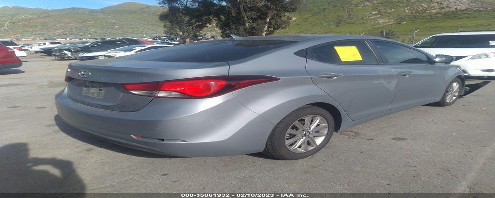 5NPDH4AE1FH640046 2015 HYUNDAI ELANTRA photo no. 4