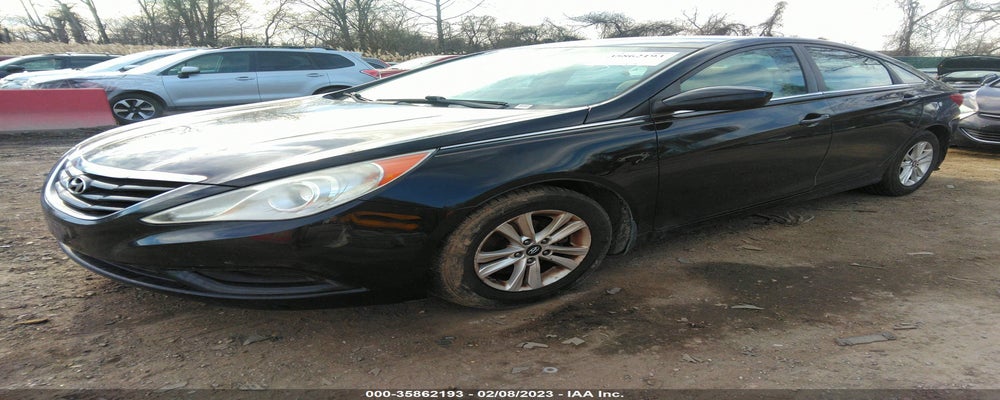 5NPEB4AC0BH111752 2011 HYUNDAI SONATA photo no. 2