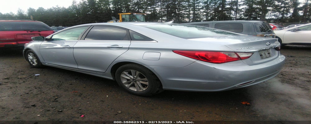 5NPEB4AC2BH008994 2011 HYUNDAI SONATA photo no. 3