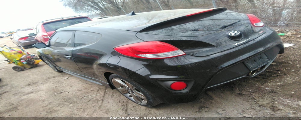 KMHTC6AE0DU129609 2013 HYUNDAI VELOSTER photo no. 3