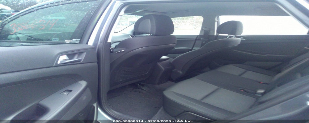 KM8J33A47HU395261 2017 HYUNDAI TUCSON photo no. 8
