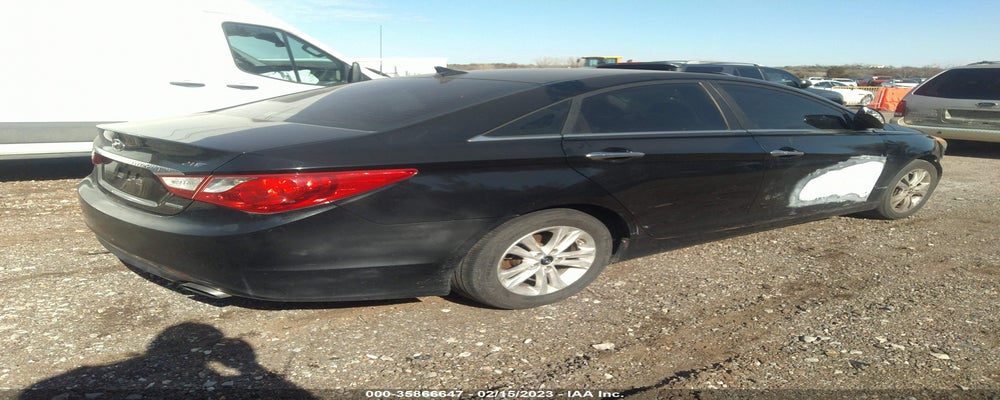 5NPEC4AB6BH293607 2011 HYUNDAI SONATA photo no. 4