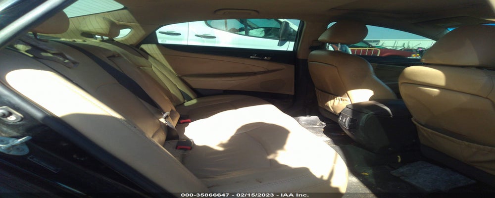5NPEC4AB6BH293607 2011 HYUNDAI SONATA photo no. 8