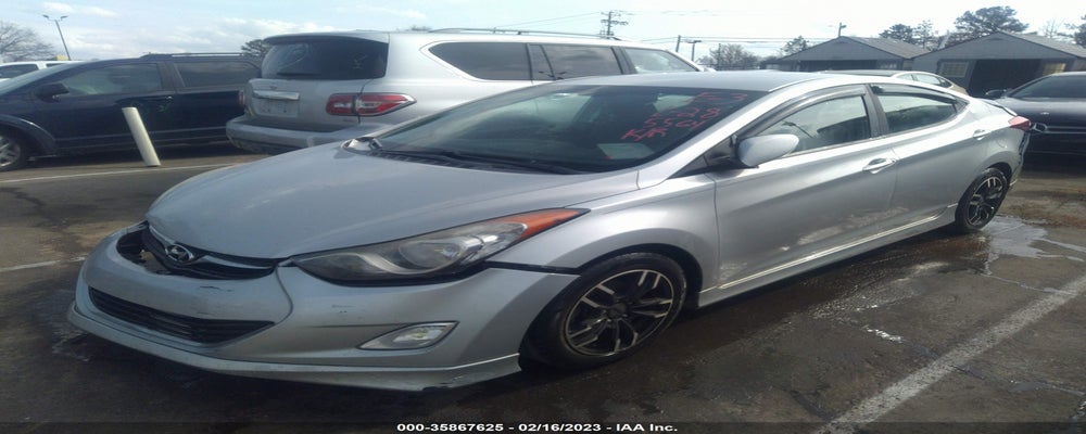 5NPDH4AE9DH275564 2013 HYUNDAI ELANTRA photo no. 2