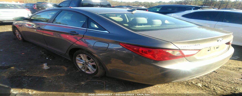 5NPEB4AC6BH019061 2011 HYUNDAI SONATA photo no. 3