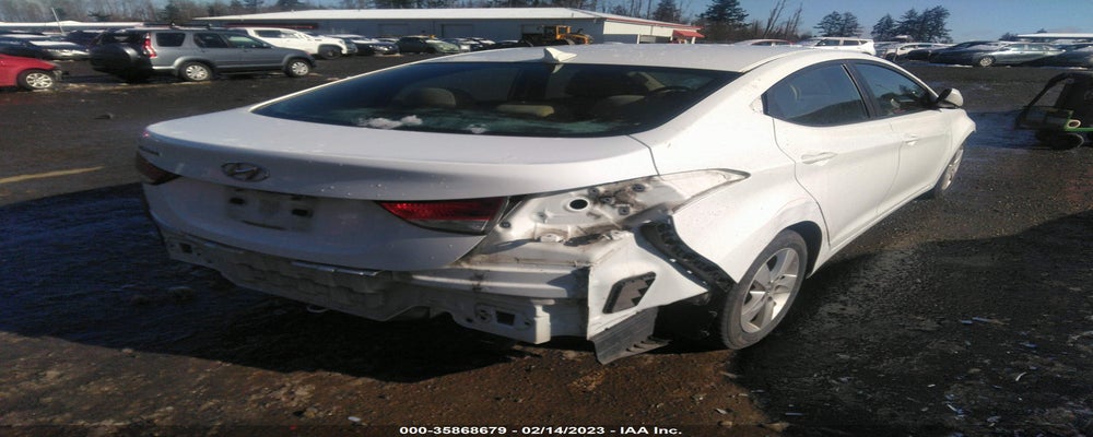 5NPDH4AE3DH330106 2013 HYUNDAI ELANTRA photo no. 4