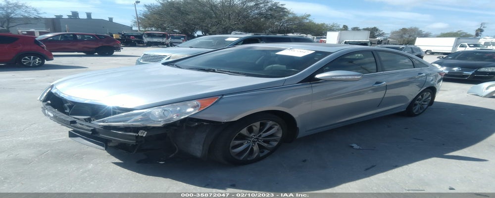 5NPEC4AB2BH178910 2011 HYUNDAI SONATA photo no. 2