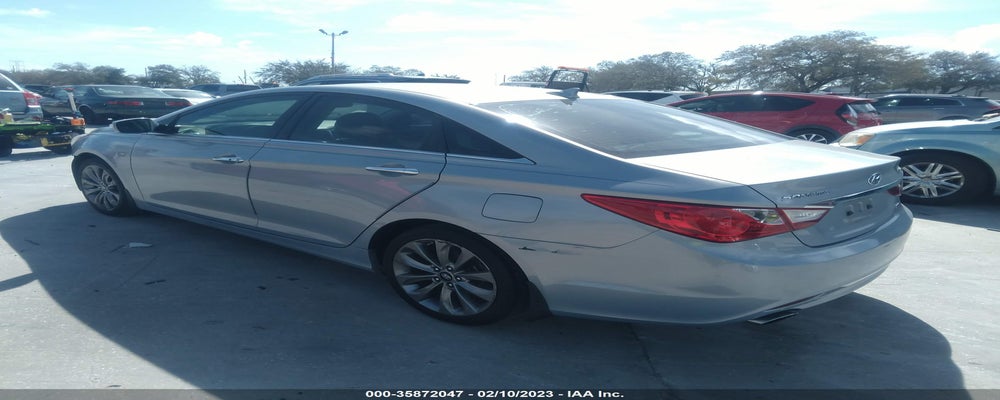 5NPEC4AB2BH178910 2011 HYUNDAI SONATA photo no. 3