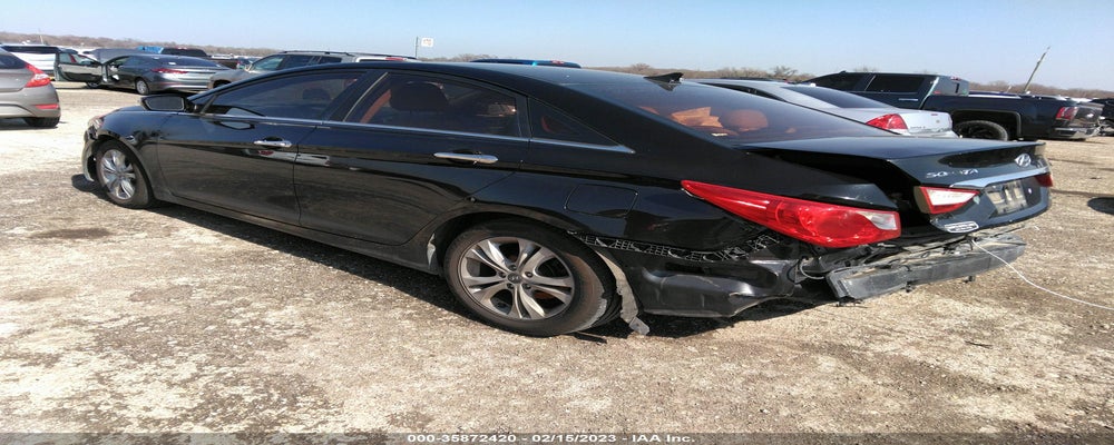 5NPEC4AC2BH299090 2011 HYUNDAI SONATA photo no. 3