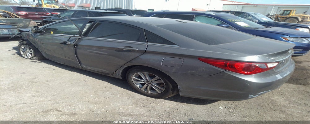 5NPEB4AC8DH795520 2013 HYUNDAI SONATA photo no. 3