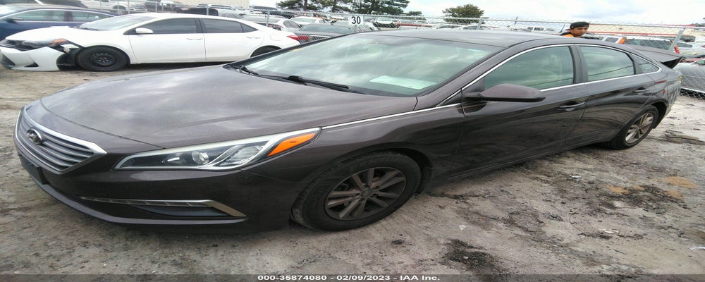 5NPE24AF3FH146222 2015 HYUNDAI SONATA photo no. 2