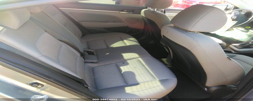 KMHD84LF2JU452099 2018 HYUNDAI ELANTRA photo no. 8