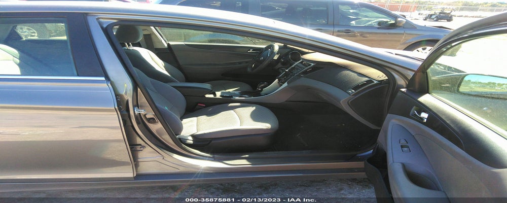 5NPEB4AC4CH379883 2012 HYUNDAI SONATA photo no. 5
