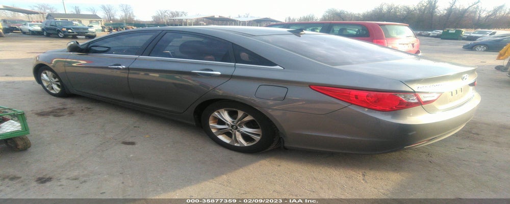 5NPEC4ACXDH719598 2013 HYUNDAI SONATA photo no. 3