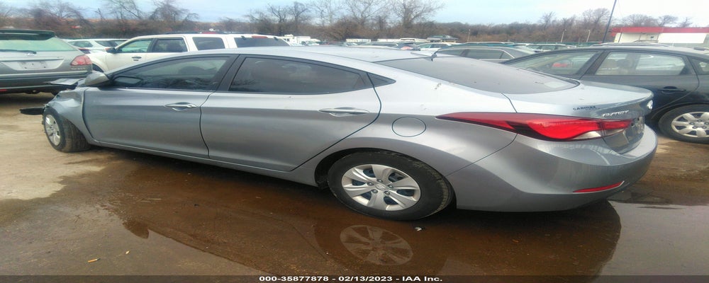 5NPDH4AE7GH684182 2016 HYUNDAI ELANTRA photo no. 3