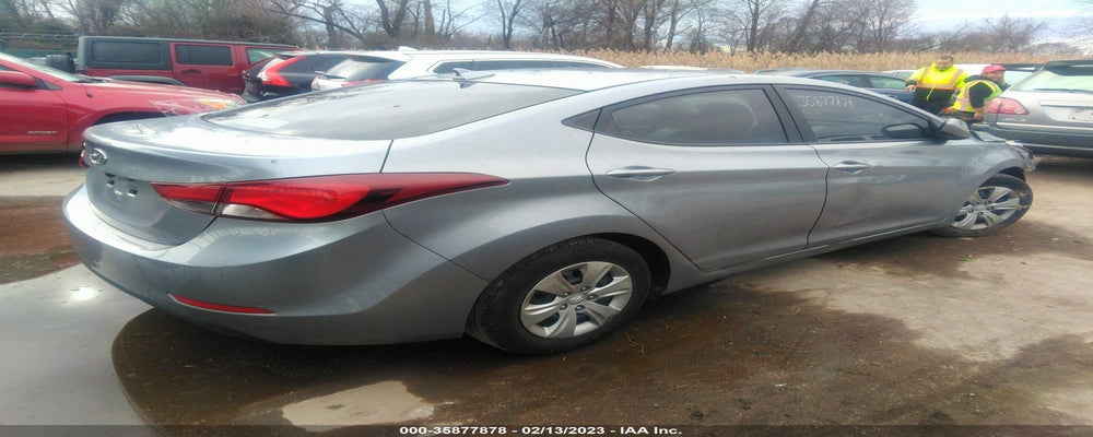 5NPDH4AE7GH684182 2016 HYUNDAI ELANTRA photo no. 4