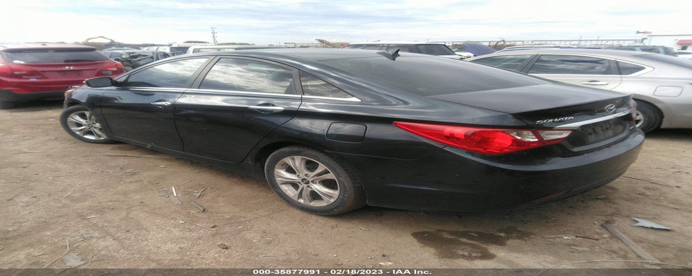 5NPEC4AC0BH022776 2011 HYUNDAI SONATA photo no. 3