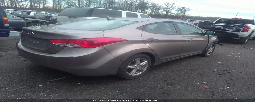 5NPDH4AE5DH157060 2013 HYUNDAI ELANTRA photo no. 4