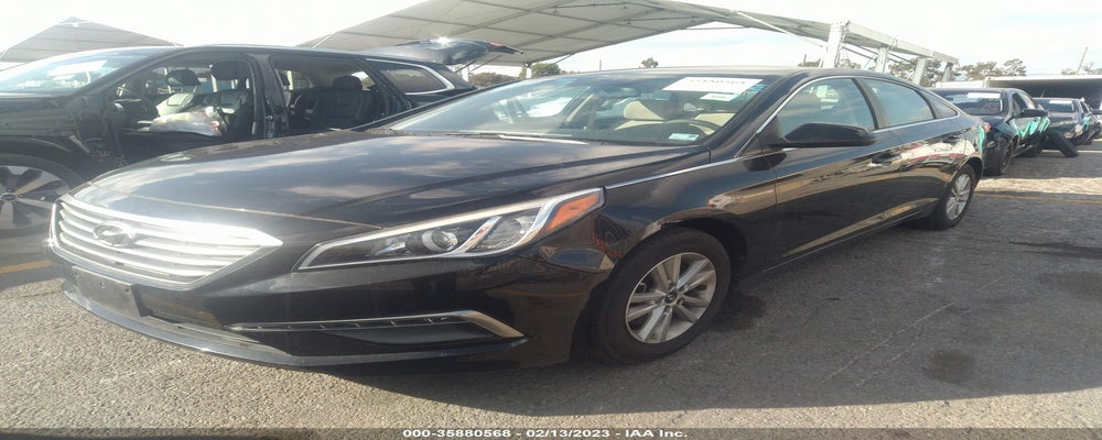 5NPE24AF0FH188122 2015 HYUNDAI SONATA photo no. 2