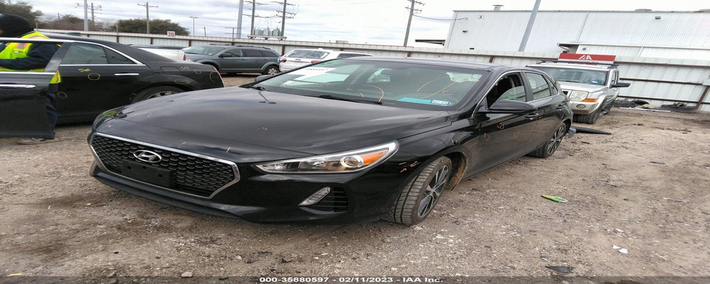 KMHH35LE8JU019013 2018 HYUNDAI ELANTRA GT photo no. 2