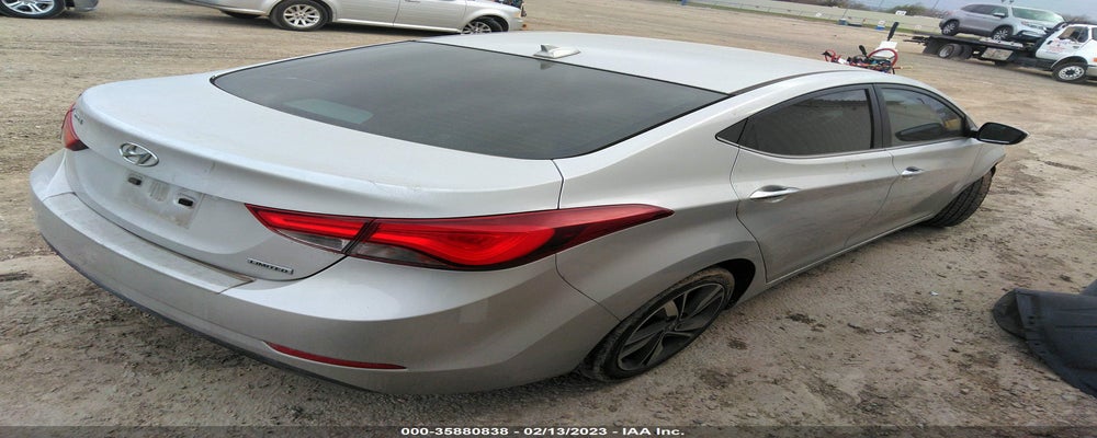 5NPDH4AE0FH615963 2015 HYUNDAI ELANTRA photo no. 4