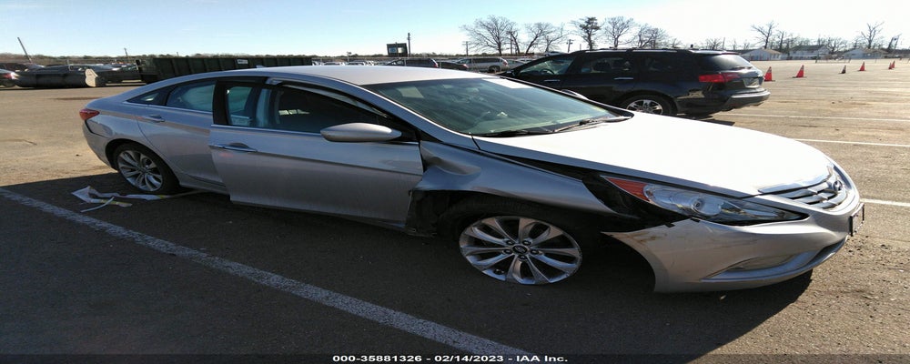5NPEC4AC3BH044951 2011 HYUNDAI SONATA photo no. 10