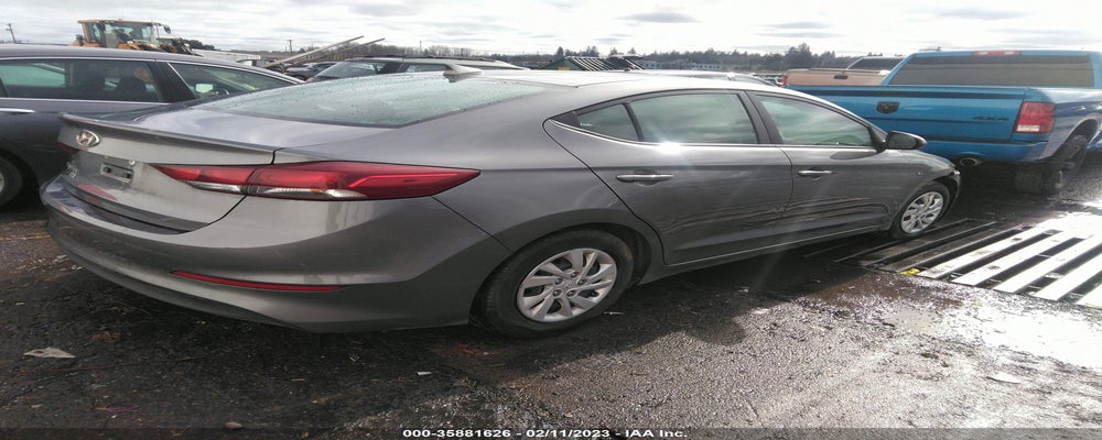 5NPD74LF2JH365739 2018 HYUNDAI ELANTRA photo no. 4