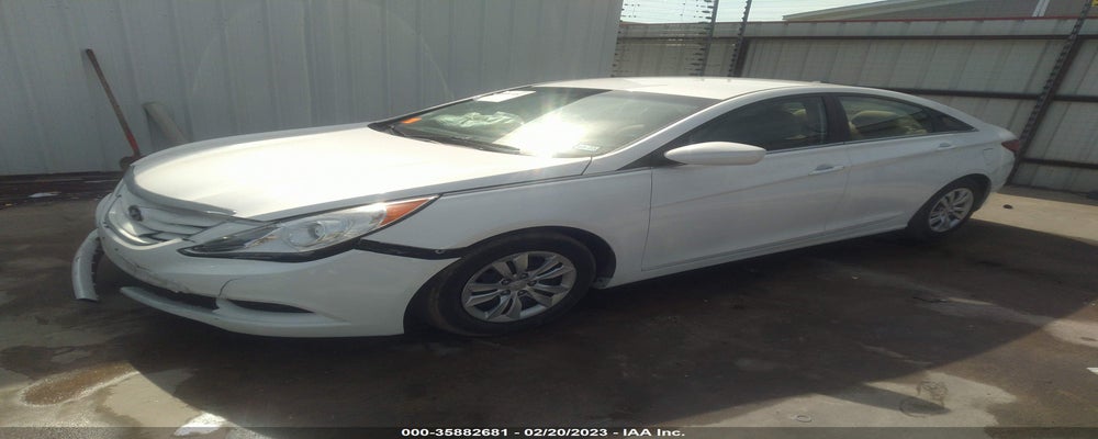 5NPEB4AC2DH555105 2013 HYUNDAI SONATA photo no. 2