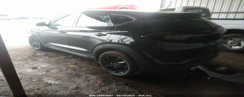 KM8J23A42HU508939 2017 HYUNDAI TUCSON photo no. 3