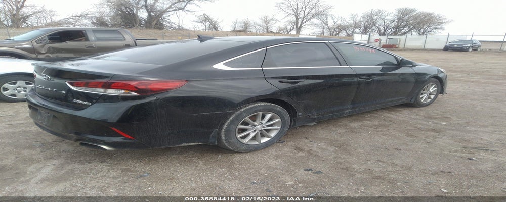 5NPE24AF2JH647580 2018 HYUNDAI SONATA photo no. 4