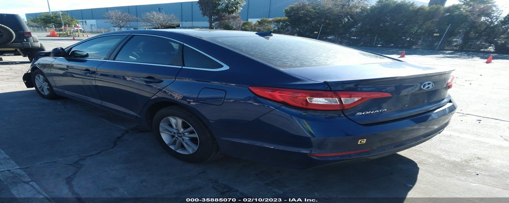 5NPE24AF1FH015628 2015 HYUNDAI SONATA photo no. 3