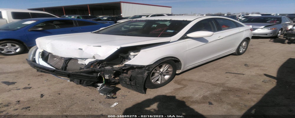 5NPEB4AC4BH034349 2011 HYUNDAI SONATA photo no. 2